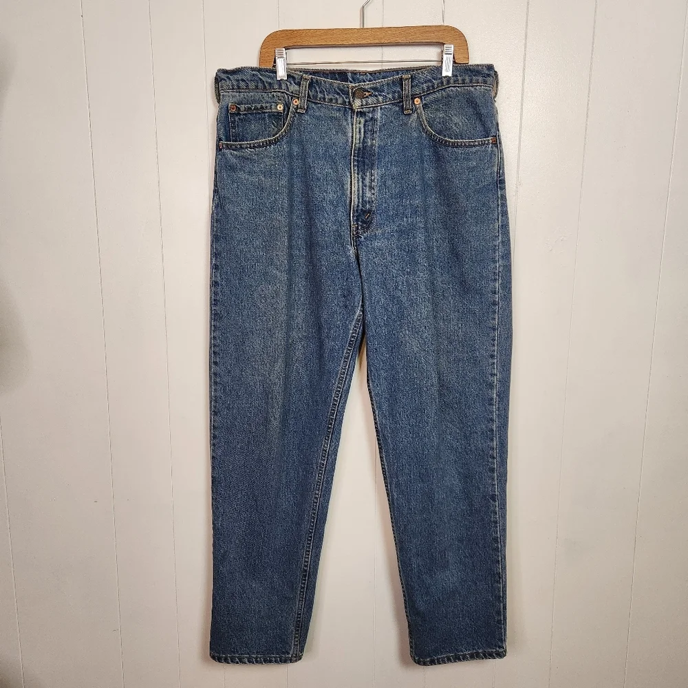 Vintage 90s Levis 550 Light Wash Relaxed Fit Tapered Leg Jeans Plus Size 38 16 - Picture 2 of 12